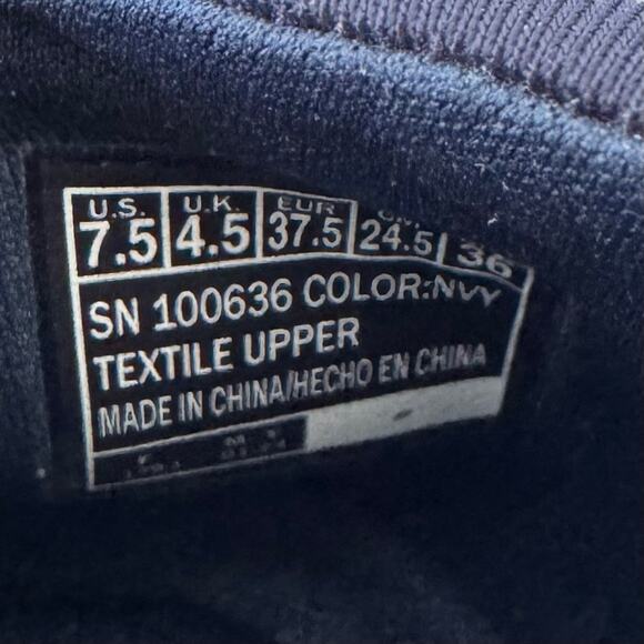 Skechers Whilshire Blvd Blue Memory Foam Comfort Shoes 7.5 Stretch Crochet Knit - Picture 9 of 11